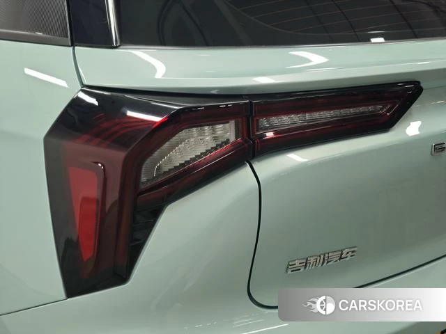 Geely Geometry E firefly 2024 Зеленый из Китая