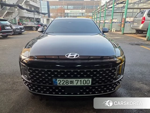 Hyundai Grandeur Hybrid (GN7) 2023 Черный из Кореи