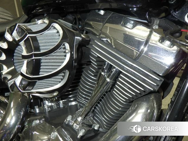 Engine photo