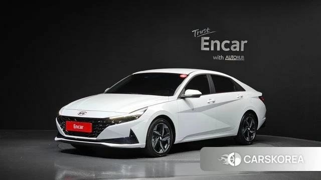 Hyundai Avante Hybrid (CN7) 2023 Белый из Кореи