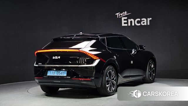 Kia EV6 2023 Черный из Кореи