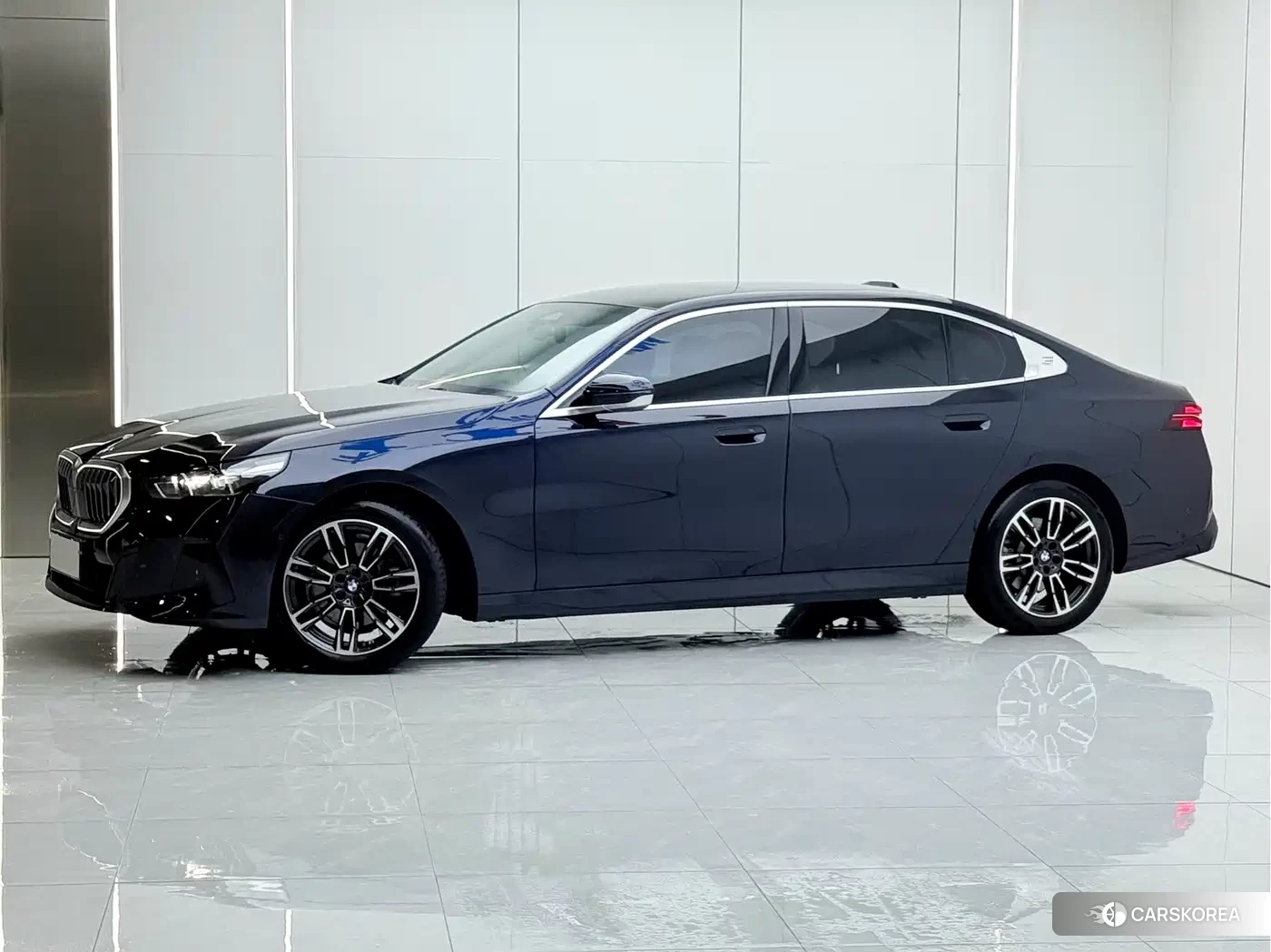 BMW 5 series 2026 Черный из Китая