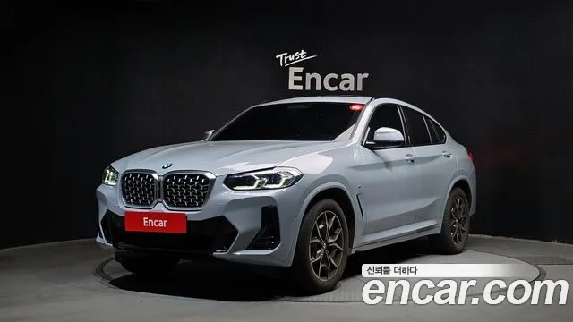 BMW X4 (G02) 2024 Небесно-голубой из Кореи