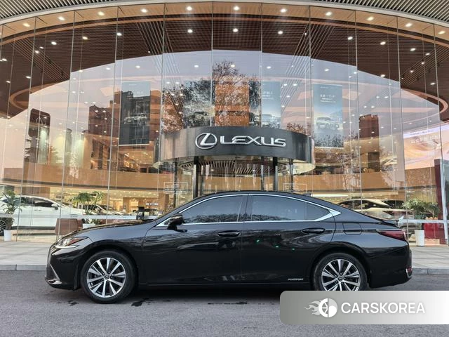 Lexus ES 2021 Черный из Китая