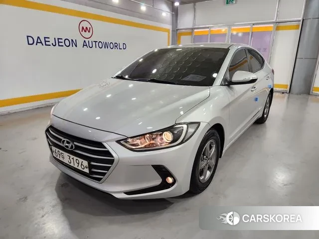 Hyundai Avante AD 2018 Серебряный из Кореи