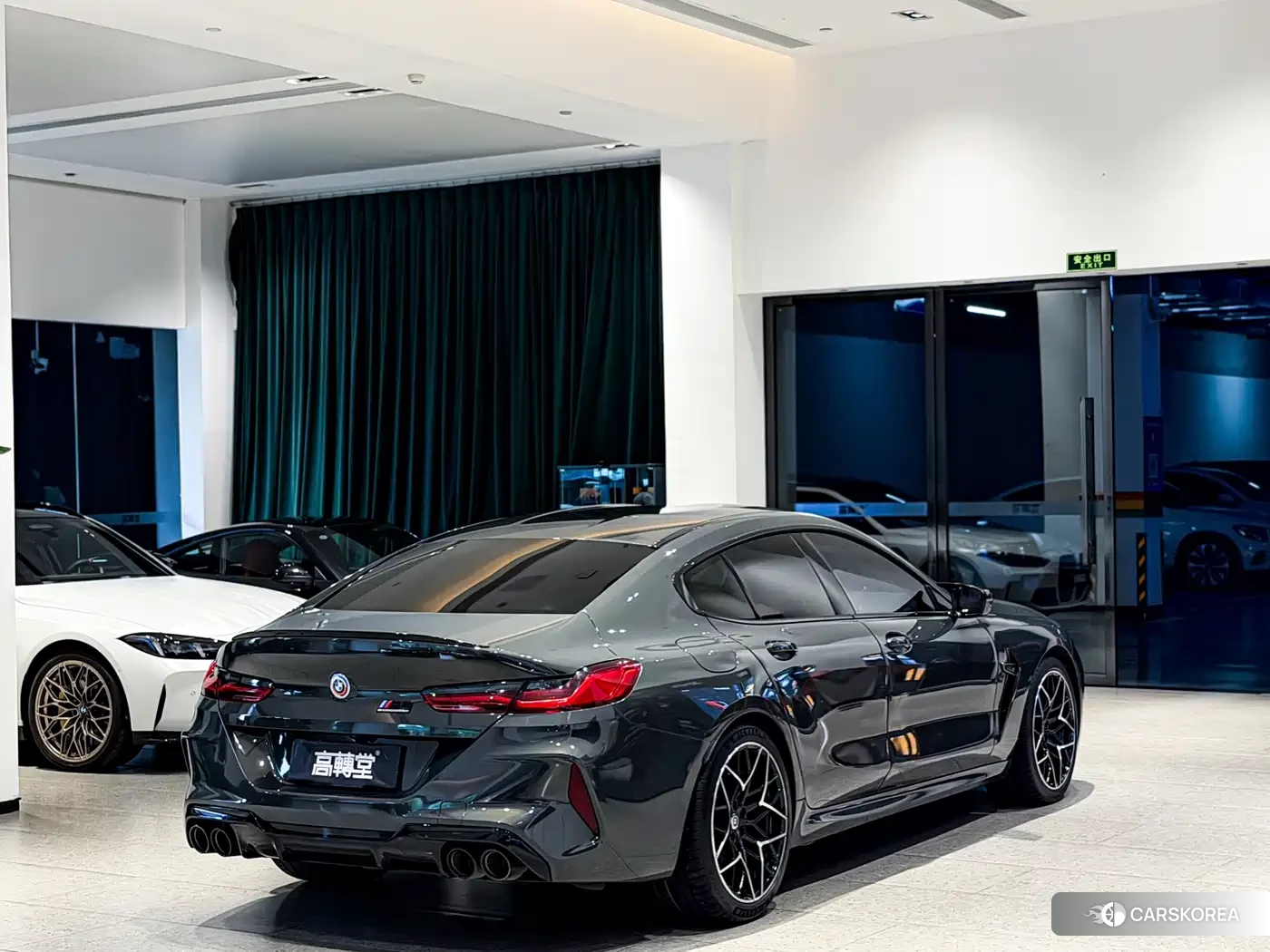 BMW M8 2023 Silver/gray из Китая, фото 2