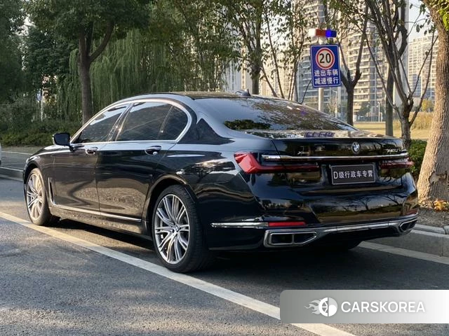 BMW 7 series 2021 Черный из Китая