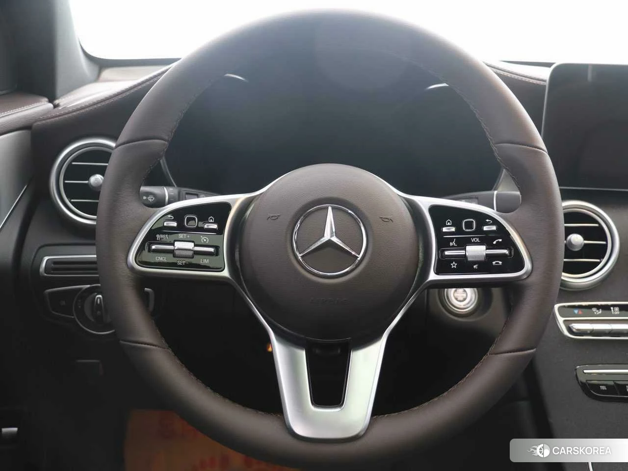 Mercedes-Benz GLC 2022 Черный из Китая