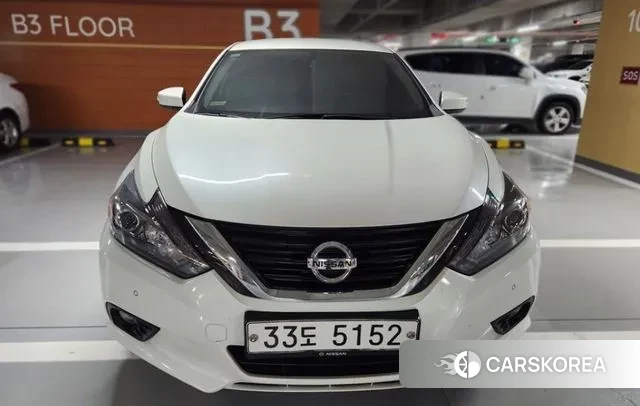 Nissan Altima 2018 Белый из Кореи