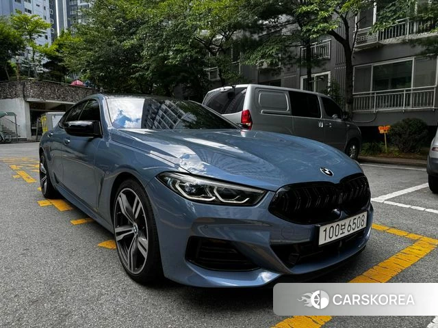 BMW 8 Series (G15) 2019 Небесно-голубой из Кореи