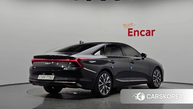 Kia K8 2022 Серый из Кореи