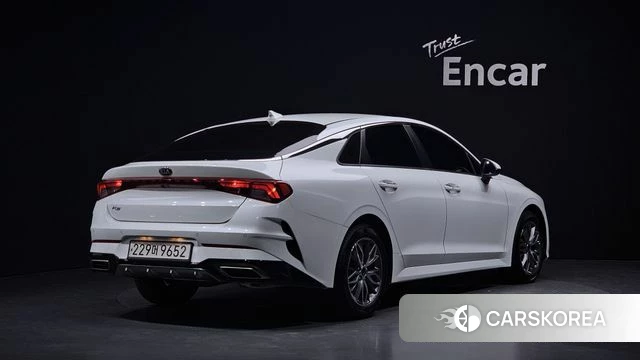 Kia K5 3rd generation 2021 Белый из Кореи