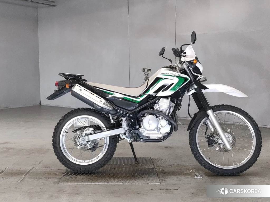 Проданный Yamaha SEROW 250 2011 из Японии