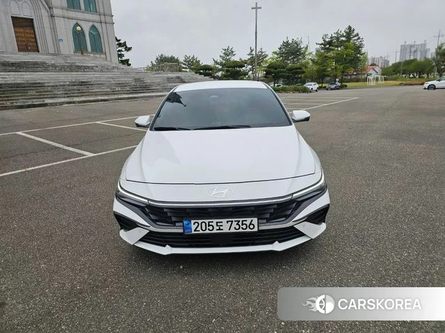 Hyundai The New Avante (CN7) 2024 Белый из Кореи