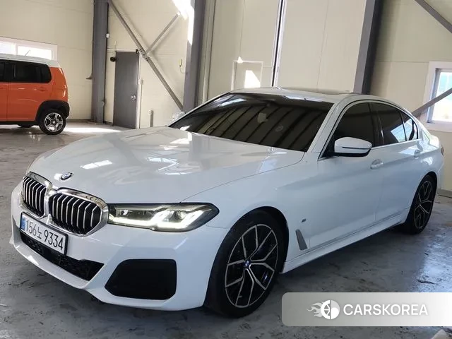 BMW 5 Series (G30) 2020 Белый из Кореи