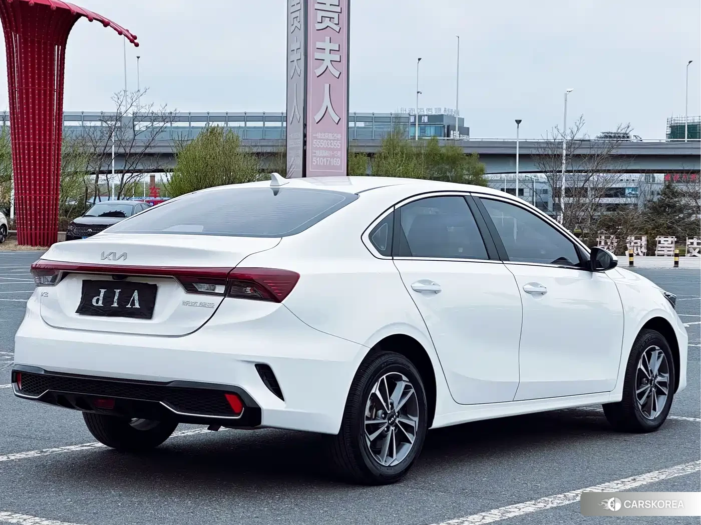 Kia K3 2023 Белый из Китая