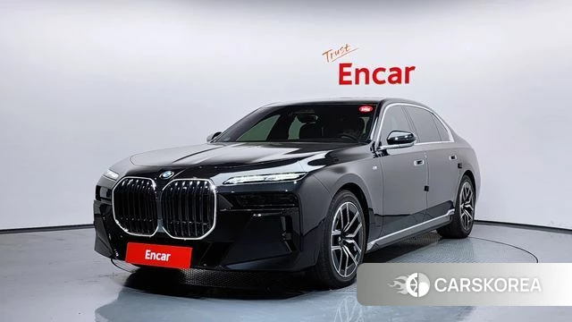 BMW 7 Series (G70) 2025 Черный из Кореи