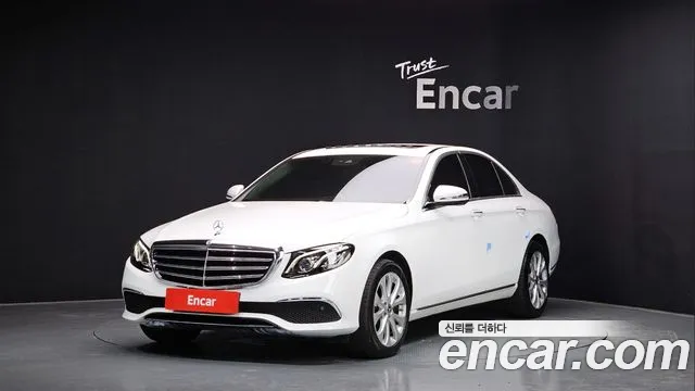 Mercedes-Benz E-Class W213 2019 Белый из Кореи