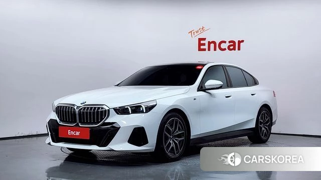 BMW 5 Series (G60) 2024 Белый из Кореи