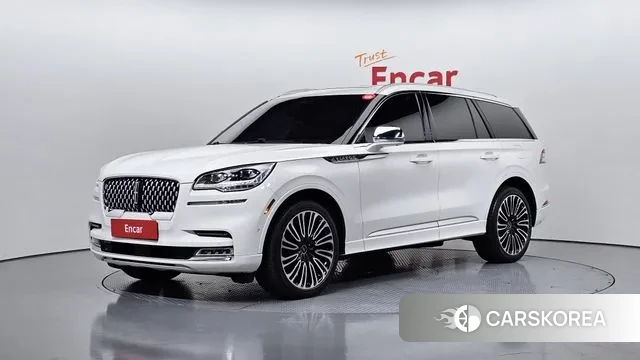 Lincoln Aviator 2nd generation 2022 Белый из Кореи