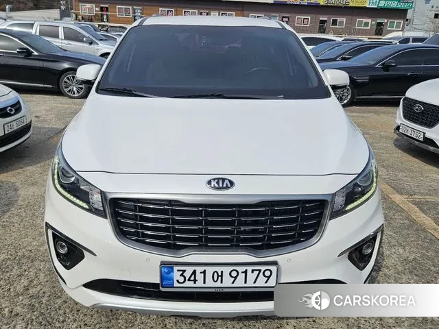 Kia The New Carnival 2019 Жемчужный цвет из Кореи