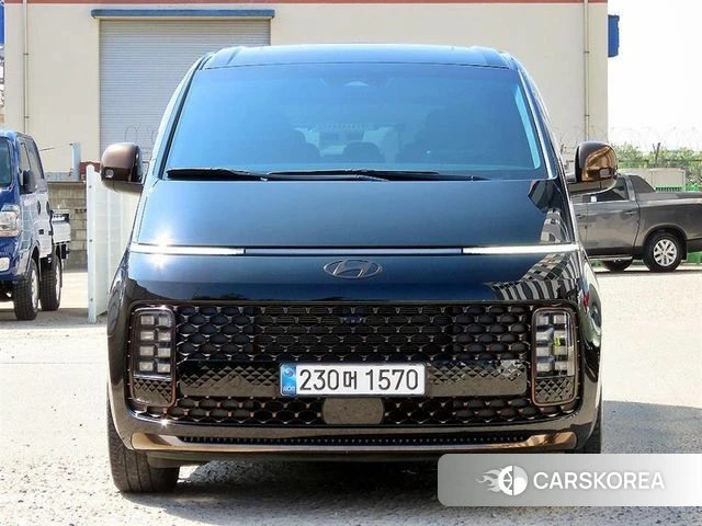 Hyundai Staria 2024 Черный из Кореи