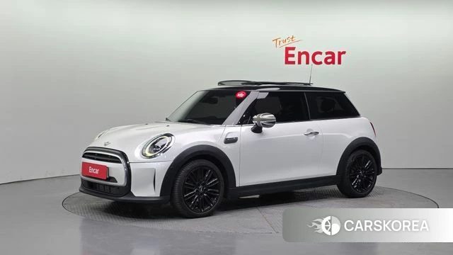 Mini Cooper 2023 Белый из Кореи