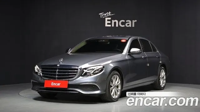 Mercedes-Benz E-Class W213 2019 Серый из Кореи