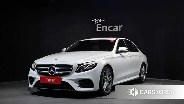 Mercedes-Benz E-Class W213 2018 Белый из Кореи