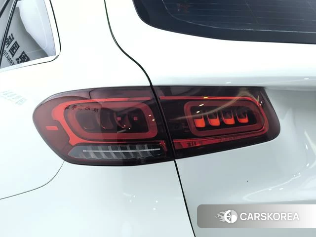 Mercedes-Benz GLC 2020 Белый из Китая