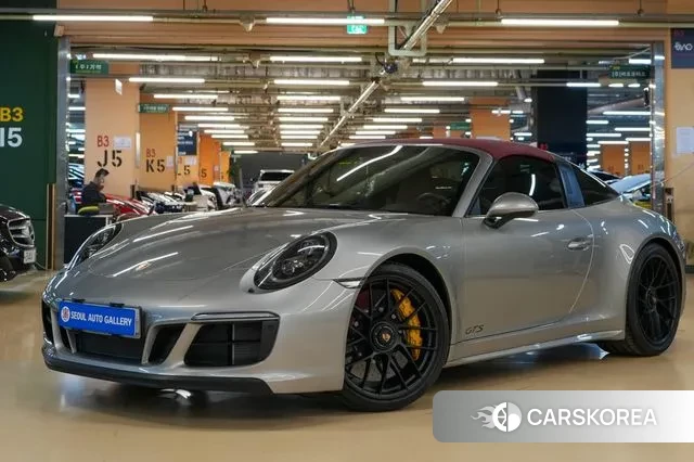 Porsche 911 2018 Серебряный из Кореи