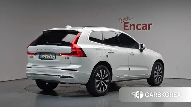 Volvo XC60 second Generation 2023 Белый из Кореи