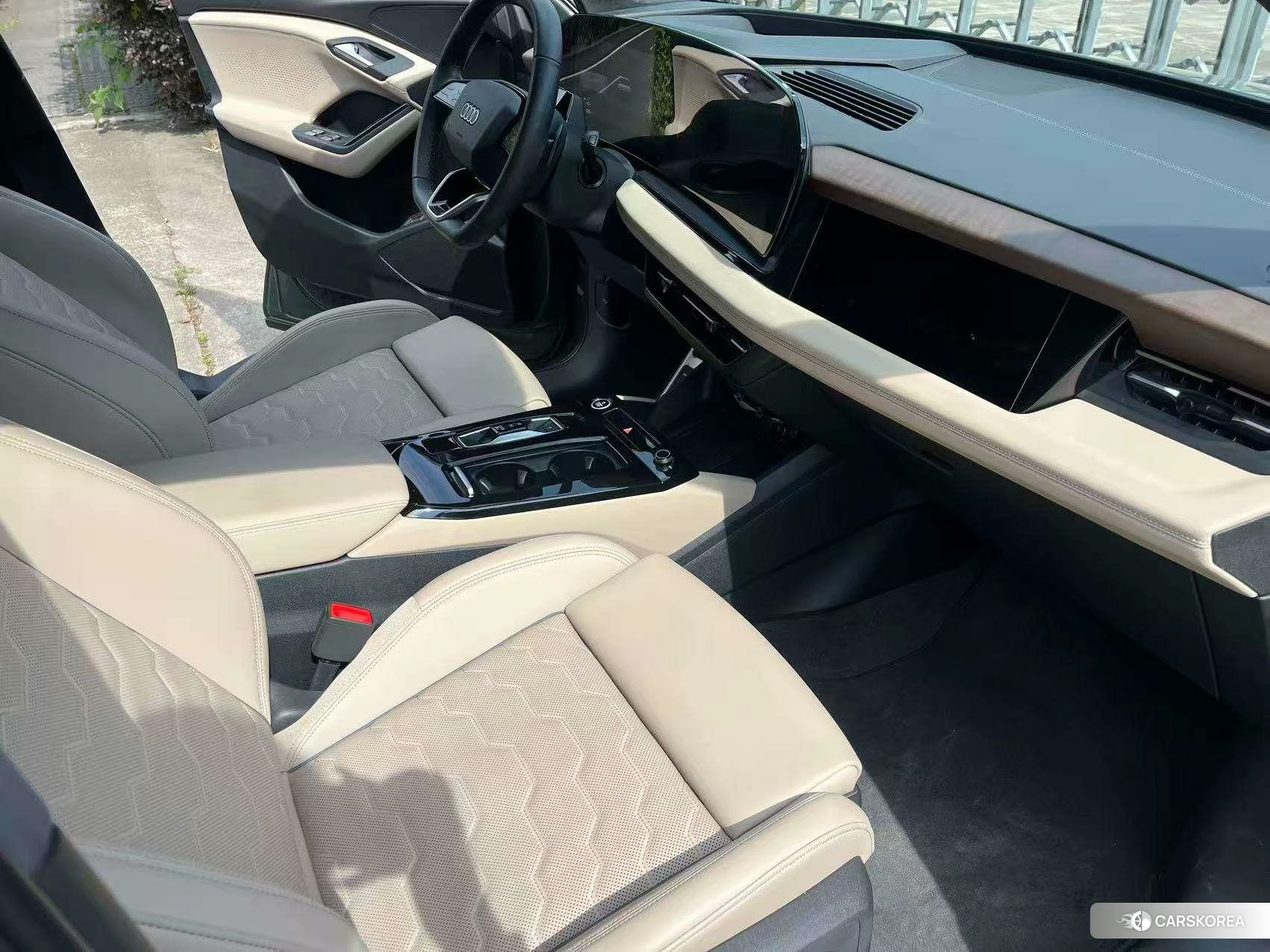 Audi Q6L e-tron 2025 Зеленый из Китая