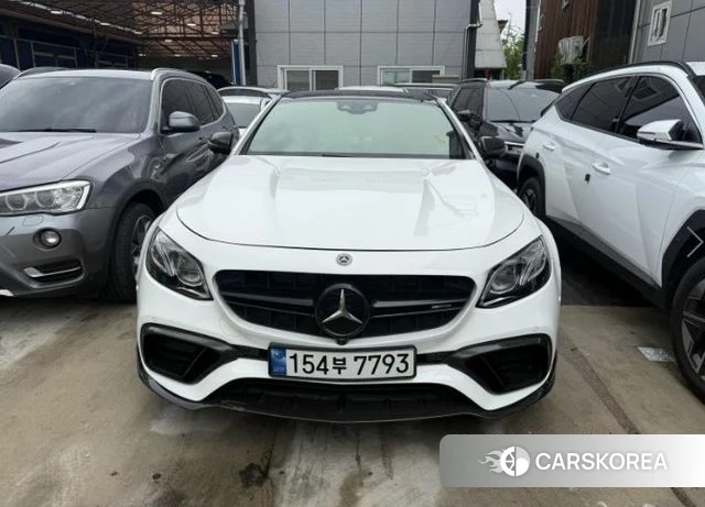Mercedes-Benz E-Class W213 2019 Белый из Кореи