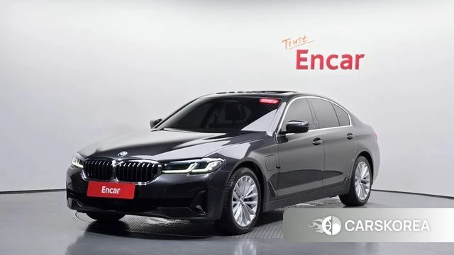 BMW 5 Series (G30) 2021 Серый из Кореи