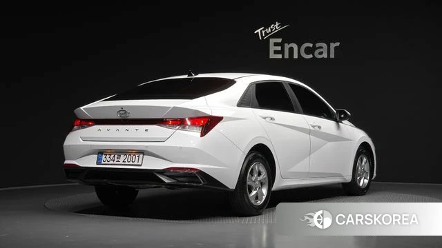 Hyundai Avante (CN7) 2022 Белый из Кореи
