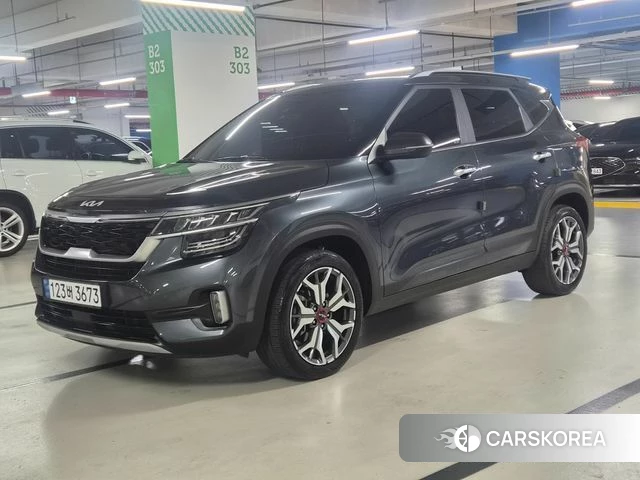 Kia Seltos 2022 Серый из Кореи