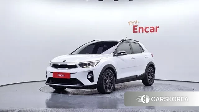 Kia Stonic 2018 Белый из Кореи