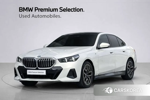 BMW 5 Series (G60) 2023 Белый из Кореи