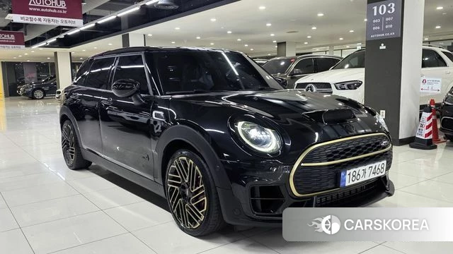 Mini Cooper S Clubman 2023 Черный из Кореи