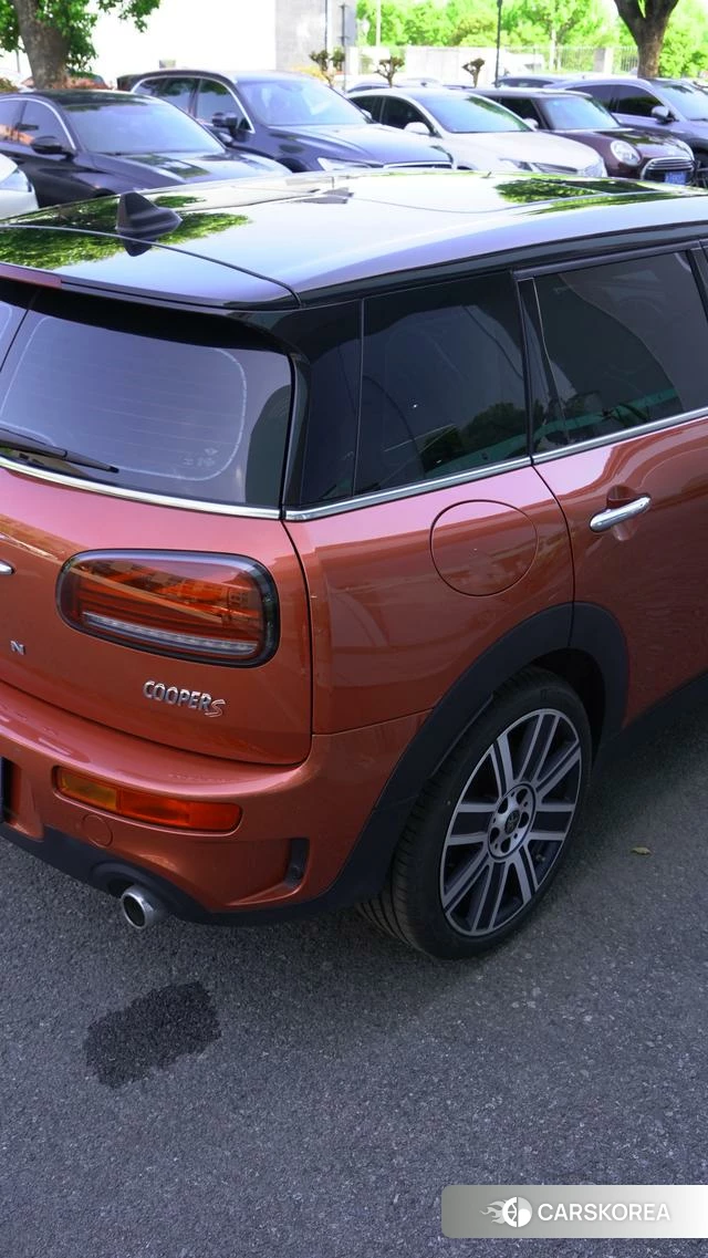MINI CLUBMAN 2021 Красный из Китая