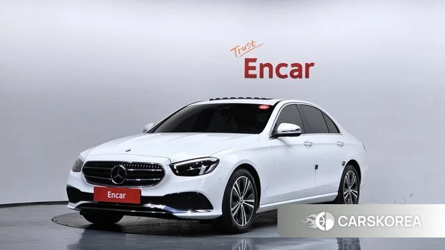Mercedes-Benz E-Class W213 2021 Белый из Кореи