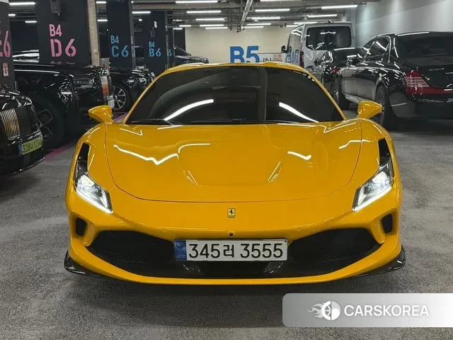 Ferrari F8 Spider 2021 Желтый из Кореи