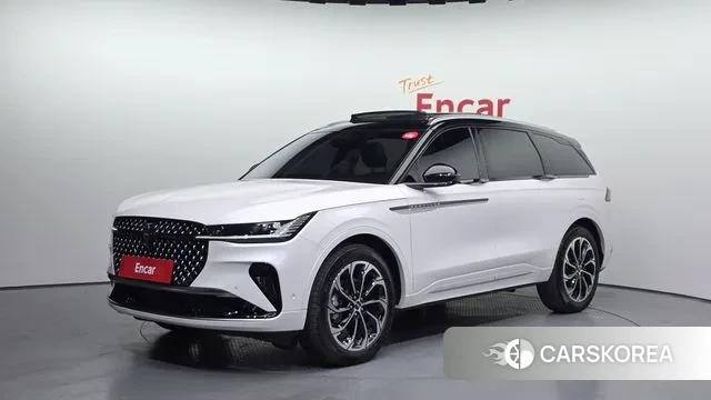 Lincoln Nautilus 2nd Generation 2023 Белый из Кореи