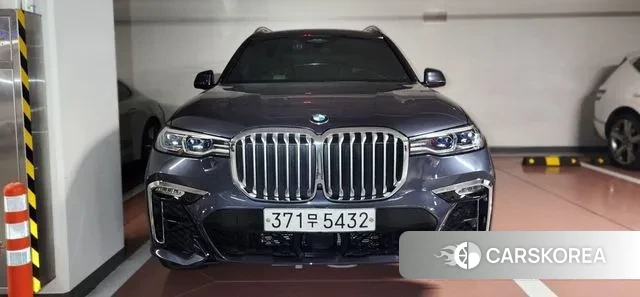 BMW X7 (G07) 2019 Серый из Кореи