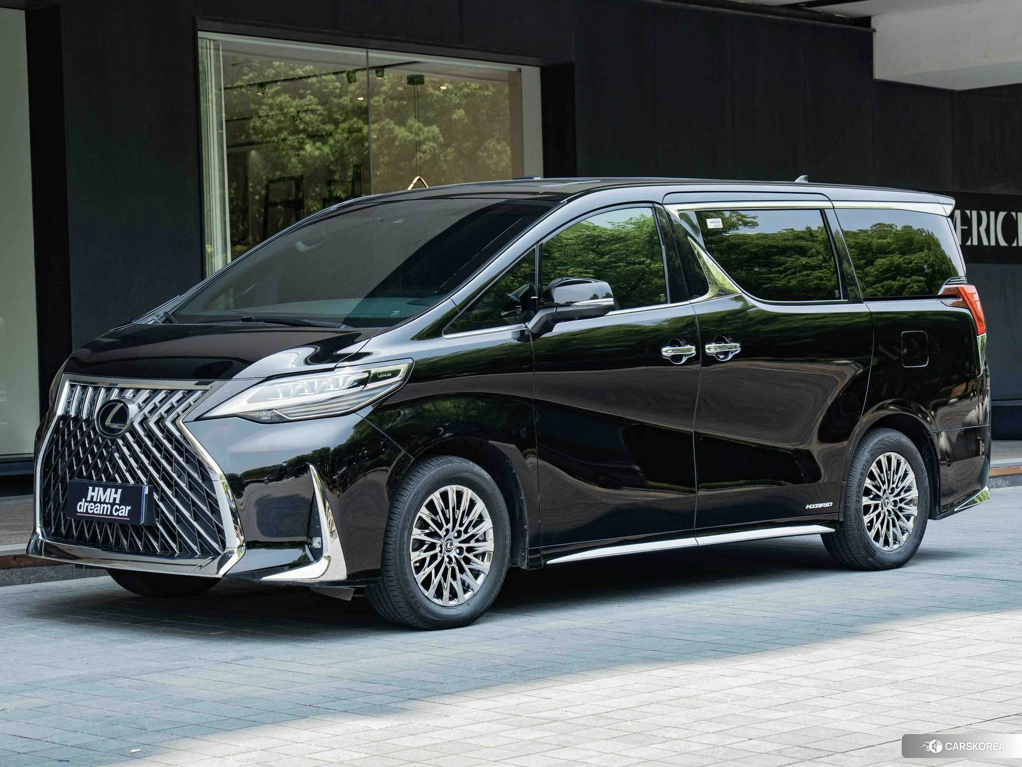 Lexus LM 2020 Черный из Китая