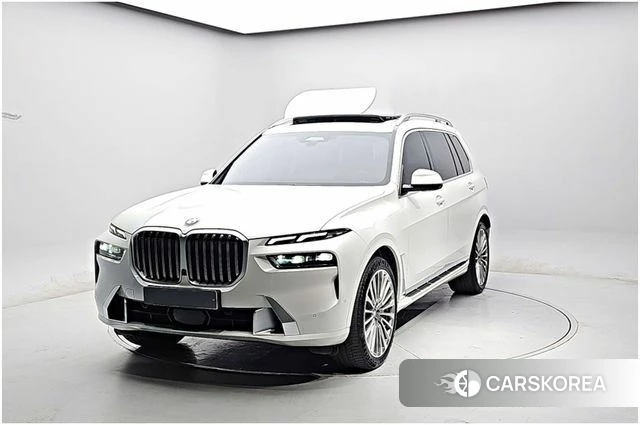 BMW X7 (G07) 2023 Белый из Кореи