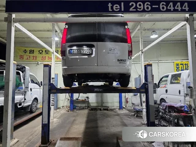 Hyundai Staria 2021 Белый из Кореи