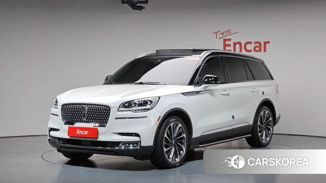 Lincoln Aviator 2nd generation 2021 Белый из Кореи
