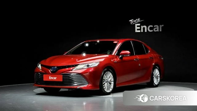 Toyota Camry (XV70) 2018 Красный из Кореи